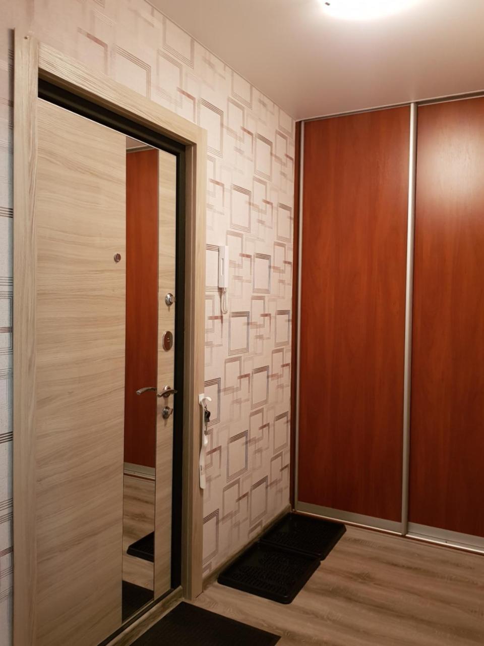 Apartment On Metro Mihalova ミンスク エクステリア 写真